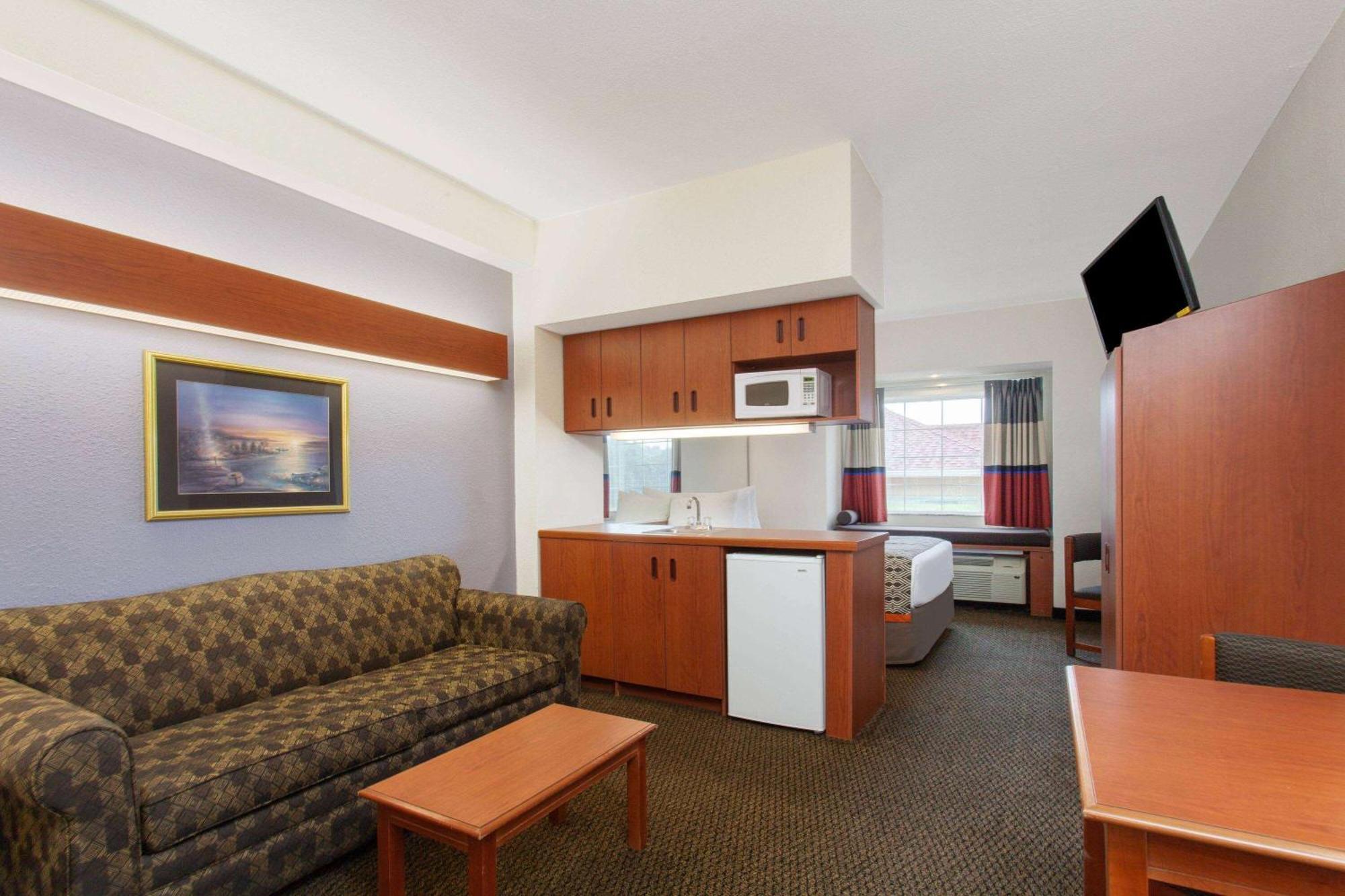 Microtel Inn And Suites By Wyndham - Lady Lake/ The Villages Eksteriør billede